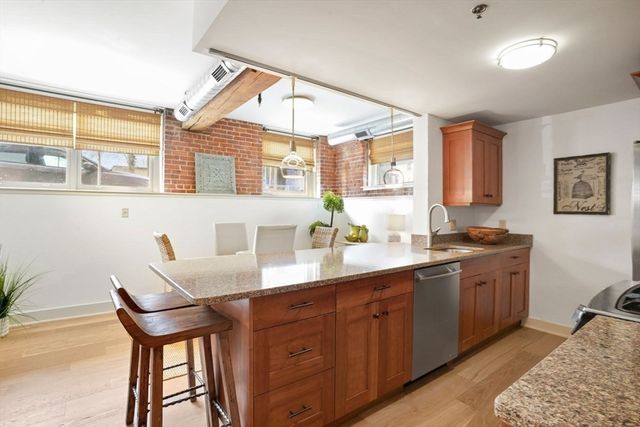 22 Cottage Park Ave 1, Cambridge, MA 02140