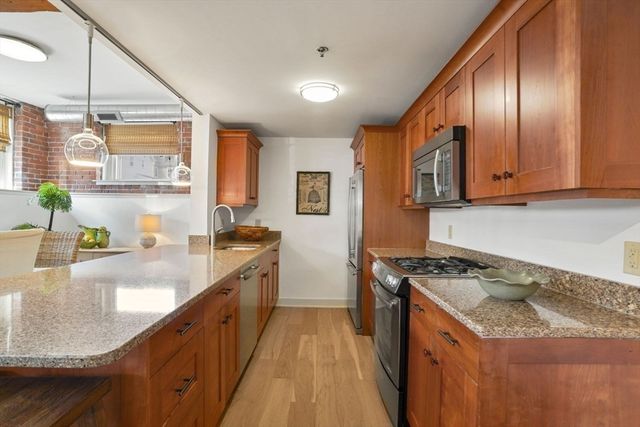 22 Cottage Park Ave 1, Cambridge, MA 02140