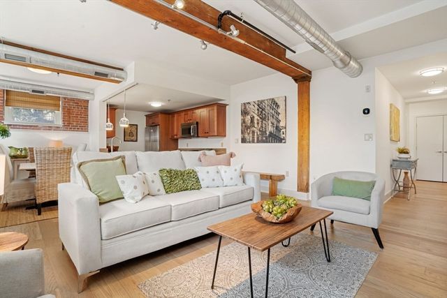 22 Cottage Park Ave 1, Cambridge, MA 02140