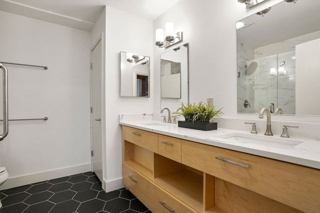 22 Cottage Park Ave 1, Cambridge, MA 02140