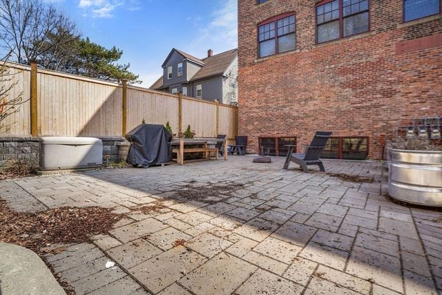 22 Cottage Park Ave 1, Cambridge, MA 02140