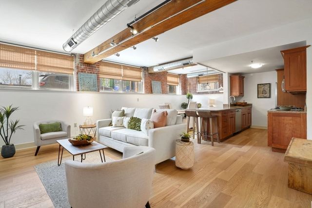 22 Cottage Park Ave 1, Cambridge, MA 02140