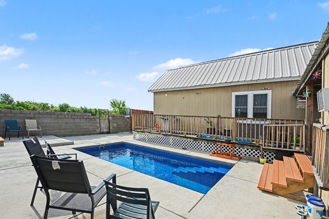 6694 Hutcheson Hill Road, Springtown, TX 76082