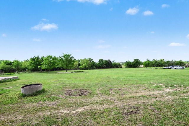 6694 Hutcheson Hill Road, Springtown, TX 76082