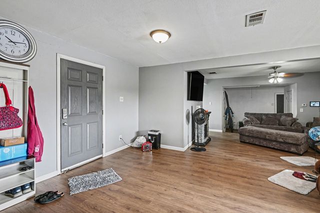 6694 Hutcheson Hill Road, Springtown, TX 76082