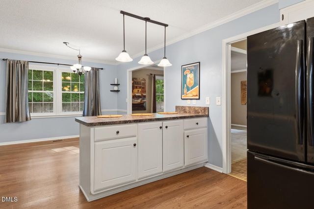 2021 Fox Run Road, Burlington, NC 27215