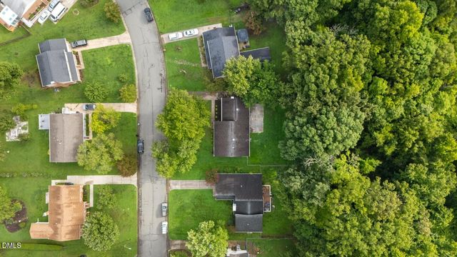 2021 Fox Run Road, Burlington, NC 27215