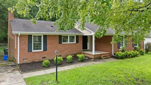 2021 Fox Run Road, Burlington, NC 27215
