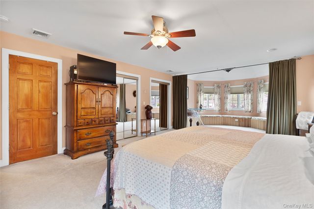 1414 Illinois Avenue, Bay Shore, NY 11706