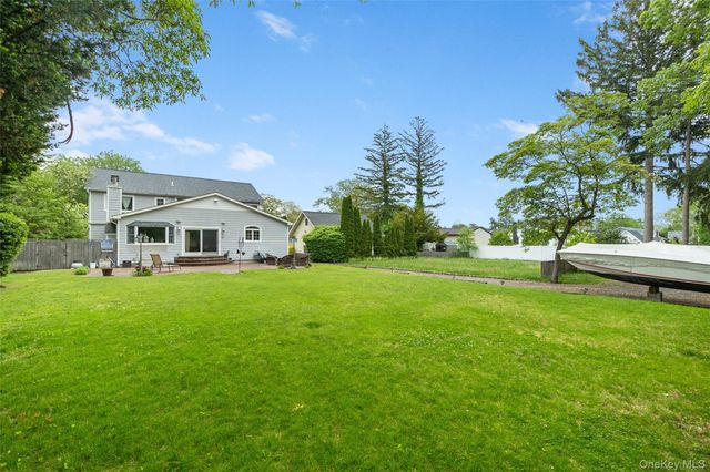 1414 Illinois Avenue, Bay Shore, NY 11706