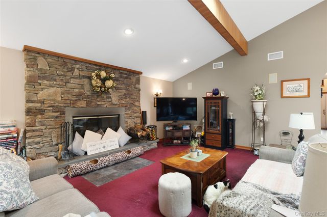 1414 Illinois Avenue, Bay Shore, NY 11706