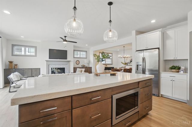 9324 Old Plainfield Road, Blue Ash, OH 45236
