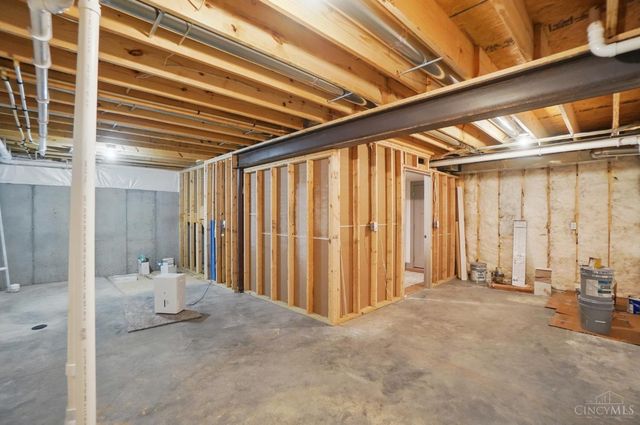 9324 Old Plainfield Road, Blue Ash, OH 45236