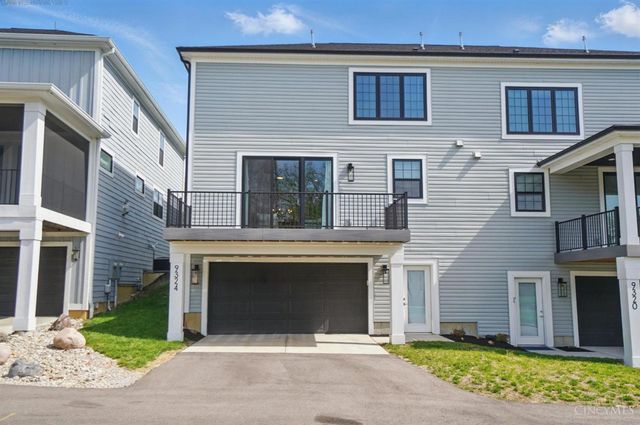 9324 Old Plainfield Road, Blue Ash, OH 45236