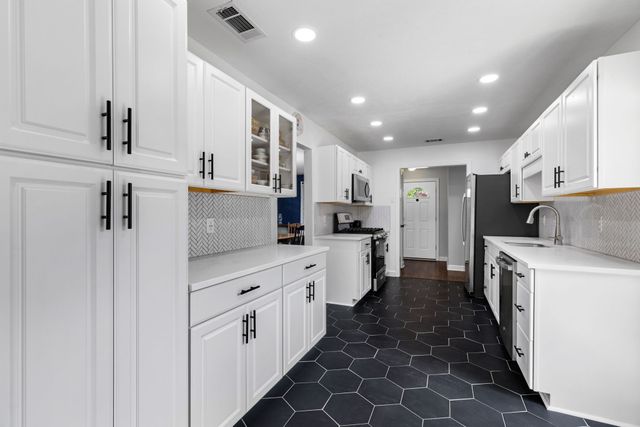 2621 Jasmine Lane, Plano, TX 75074