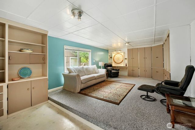 606 SW 302nd Street, Federal Way, WA 98023