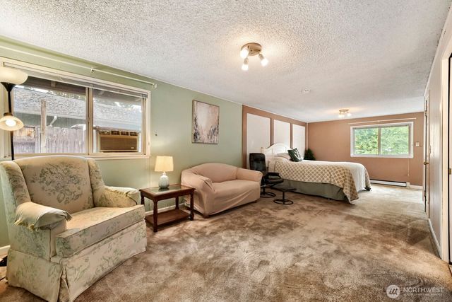 606 SW 302nd Street, Federal Way, WA 98023