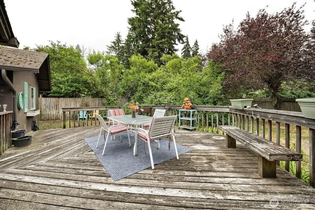 606 SW 302nd Street, Federal Way, WA 98023