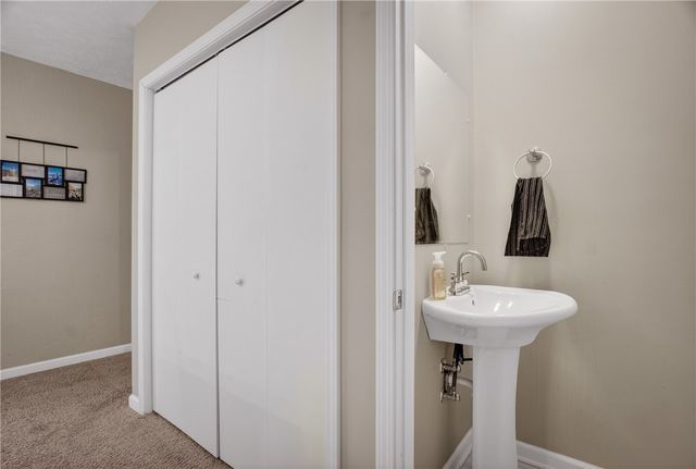 29 Wabash Ave, South Fayette, PA 15064