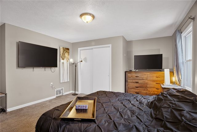 29 Wabash Ave, South Fayette, PA 15064