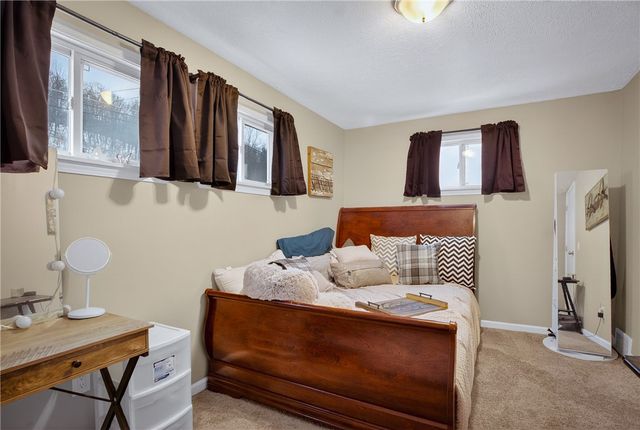 29 Wabash Ave, South Fayette, PA 15064