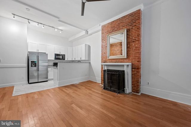 2024 PARK AVE, Baltimore, MD 21217