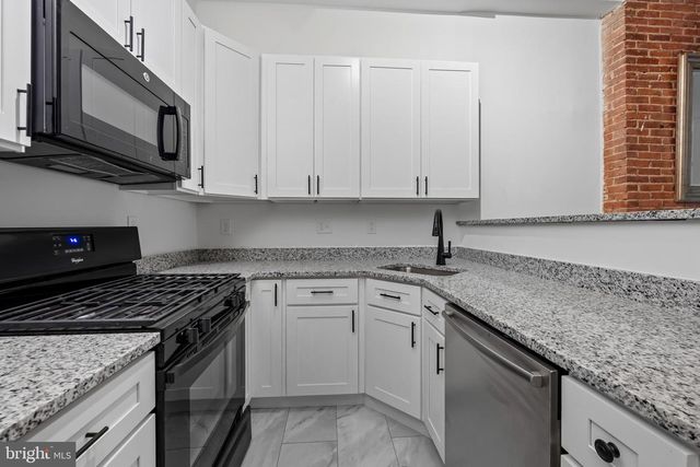 2024 PARK AVE, Baltimore, MD 21217