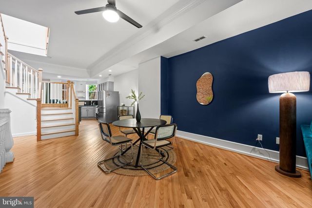 2024 PARK AVE, Baltimore, MD 21217