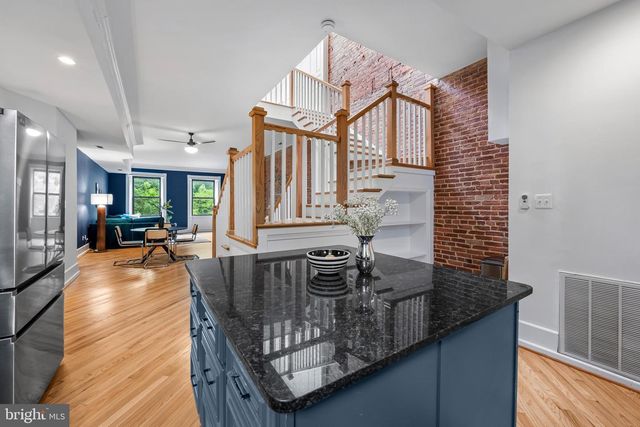 2024 PARK AVE, Baltimore, MD 21217