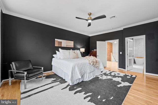 2024 PARK AVE, Baltimore, MD 21217