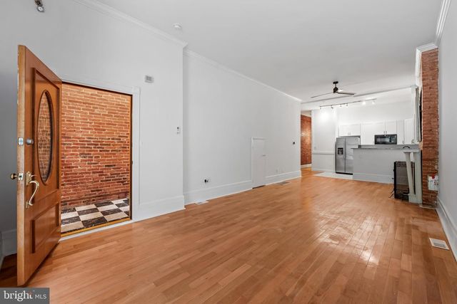 2024 PARK AVE, Baltimore, MD 21217