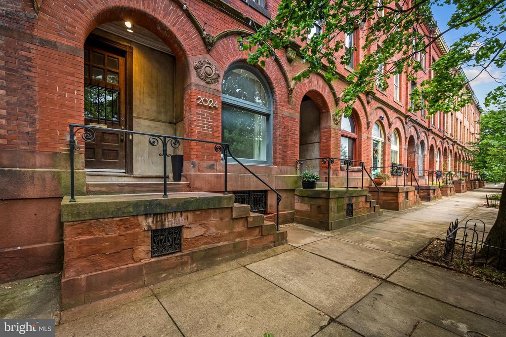 2024 PARK AVE, Baltimore, MD 21217
