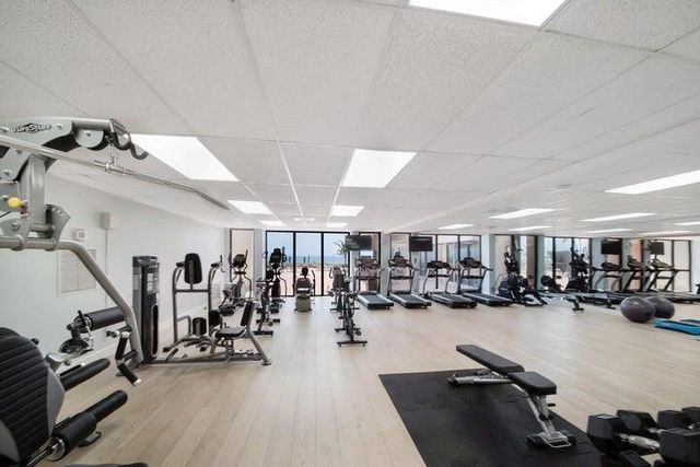 1147 Hillsboro Mile 803, Hillsboro Beach, FL 33062