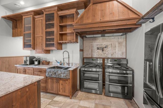 90917 240th Street, Austin, MN 55912