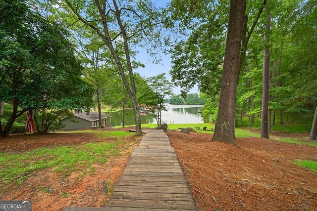 291 Power Point Road NE, Milledgeville, GA 31061