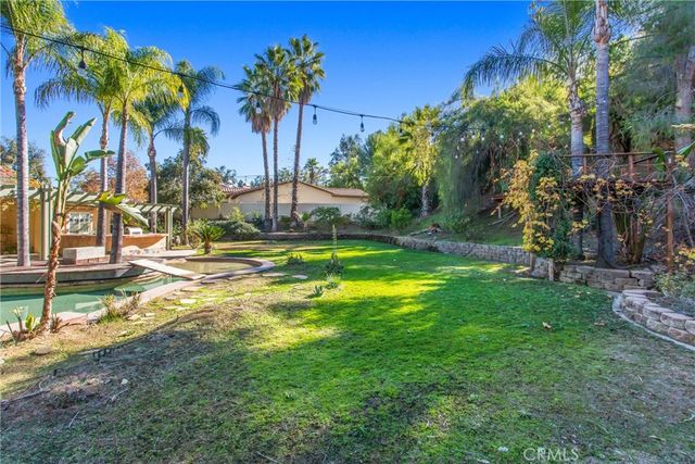 1388 Brandon Court, Redlands, CA 92373