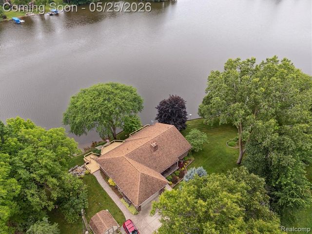 3817 Lake Lapeer Drive, Metamora, MI 48455
