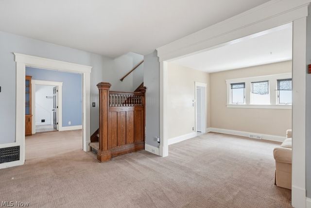 102 Marvin Avenue, Akron, OH 44302