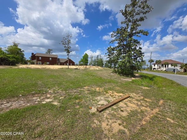 744 N Bay Drive, Lynn Haven, FL 32444