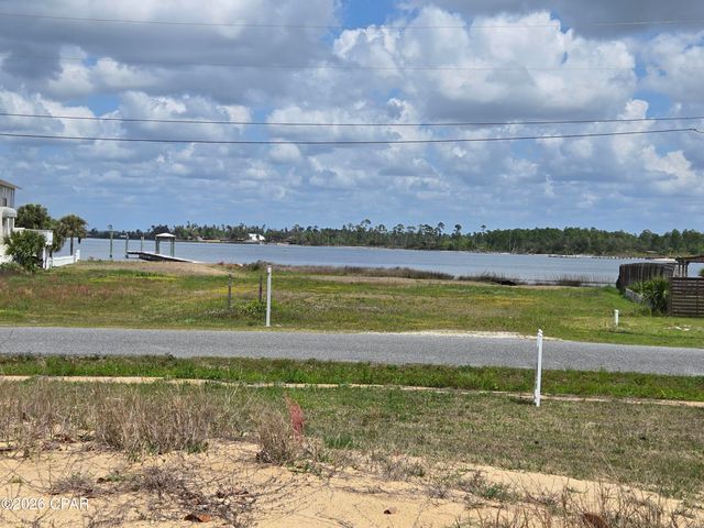 744 N Bay Drive, Lynn Haven, FL 32444