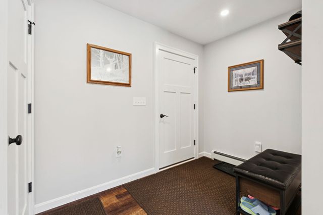 17 Fairgrounds Road, Bradford, NH 03221