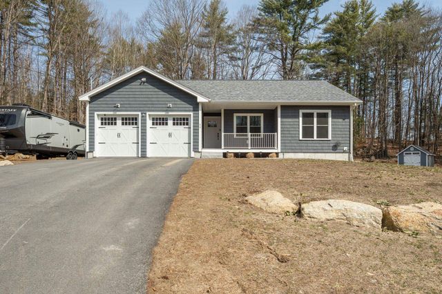 17 Fairgrounds Road, Bradford, NH 03221