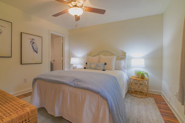 266 Alexandra Drive 13, Mount Pleasant, SC 29464