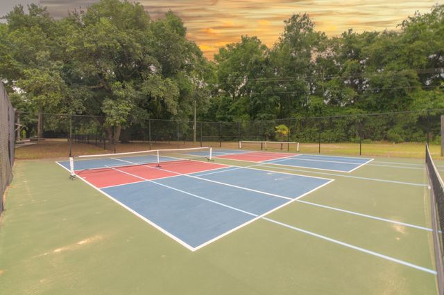 266 Alexandra Drive 13, Mount Pleasant, SC 29464
