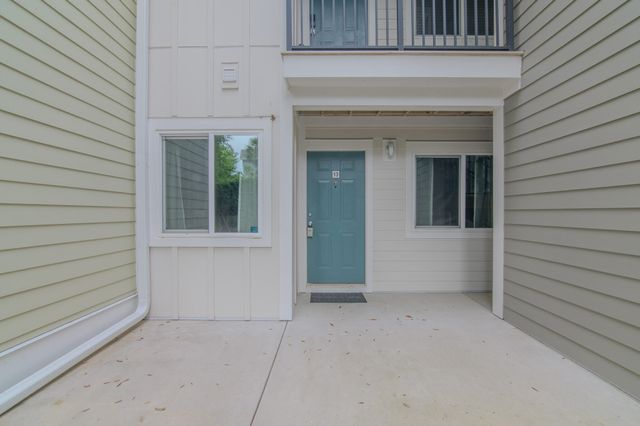266 Alexandra Drive 13, Mount Pleasant, SC 29464