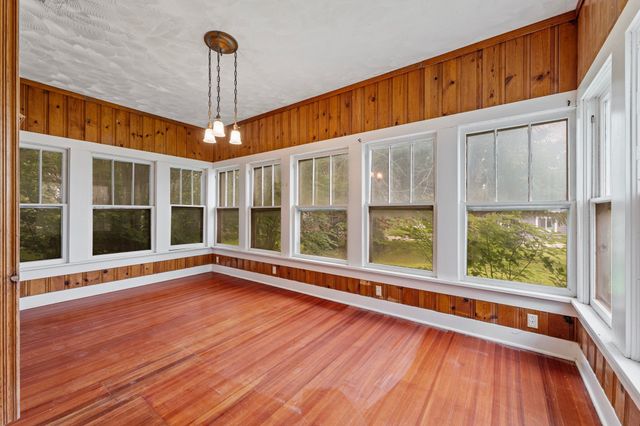 817 W Long Street, Stephenville, TX 76401