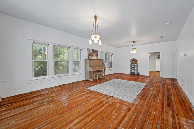 817 W Long Street, Stephenville, TX 76401