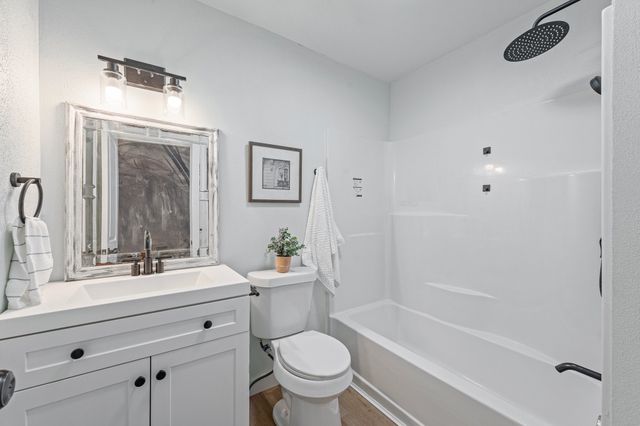 817 W Long Street, Stephenville, TX 76401