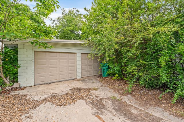 817 W Long Street, Stephenville, TX 76401