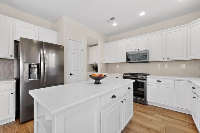 7121 Fairbanks Drive NE, Rio Rancho, NM 87144